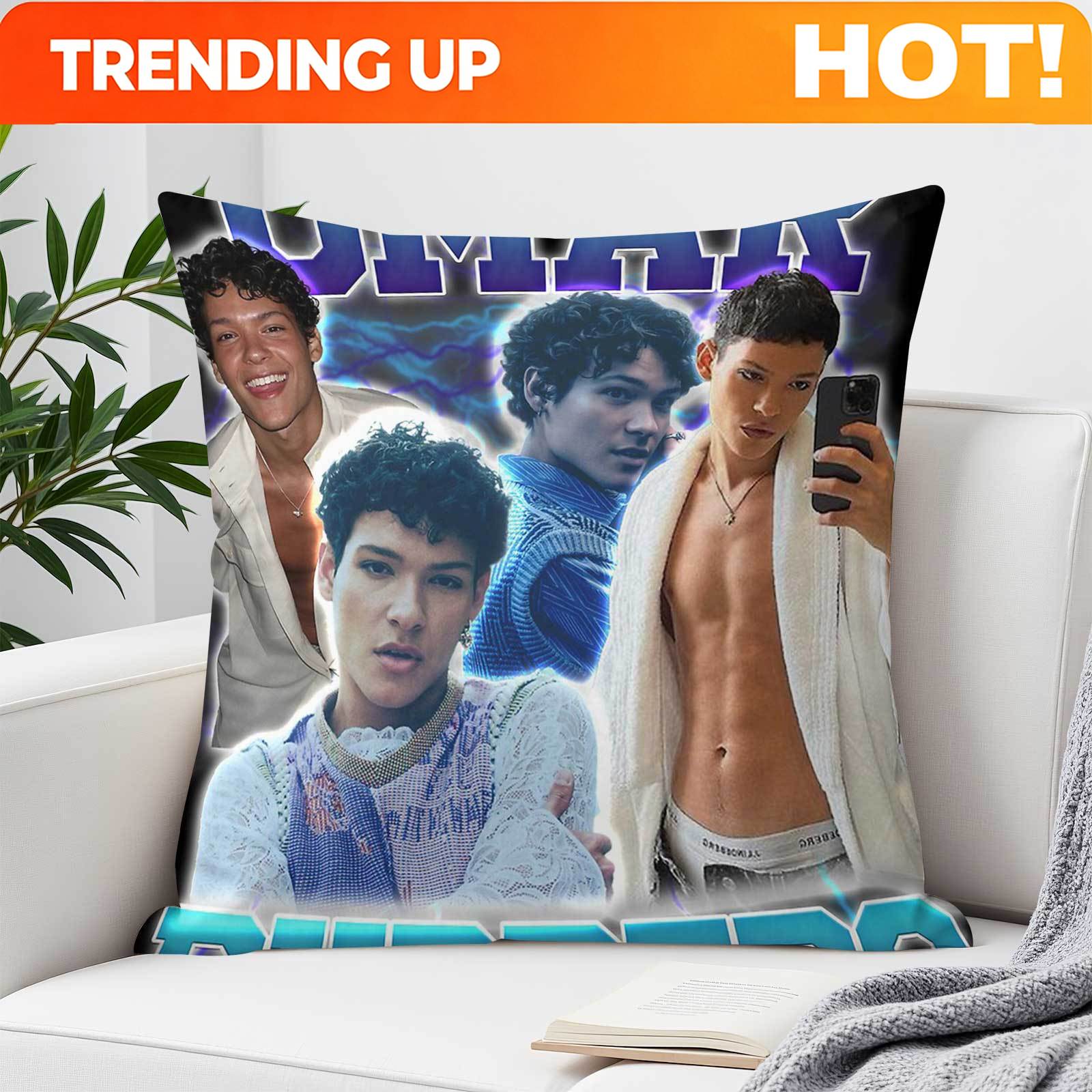 Throw Pillow - Декоративные квадратные наволочки с принтом Omar