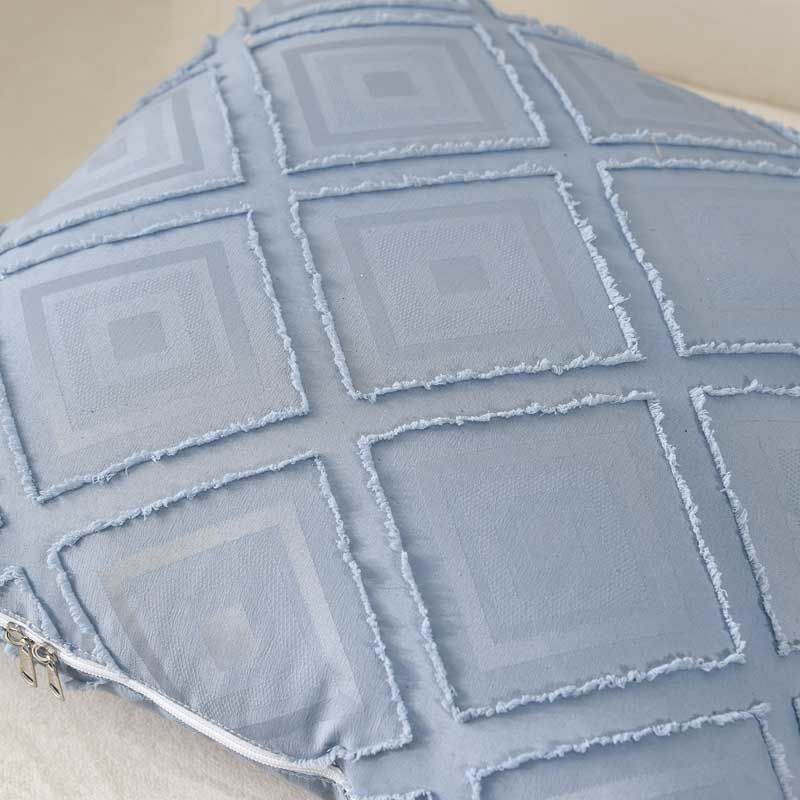 Светло-голубой комплект из дву – обзор и цена Throw Pillow