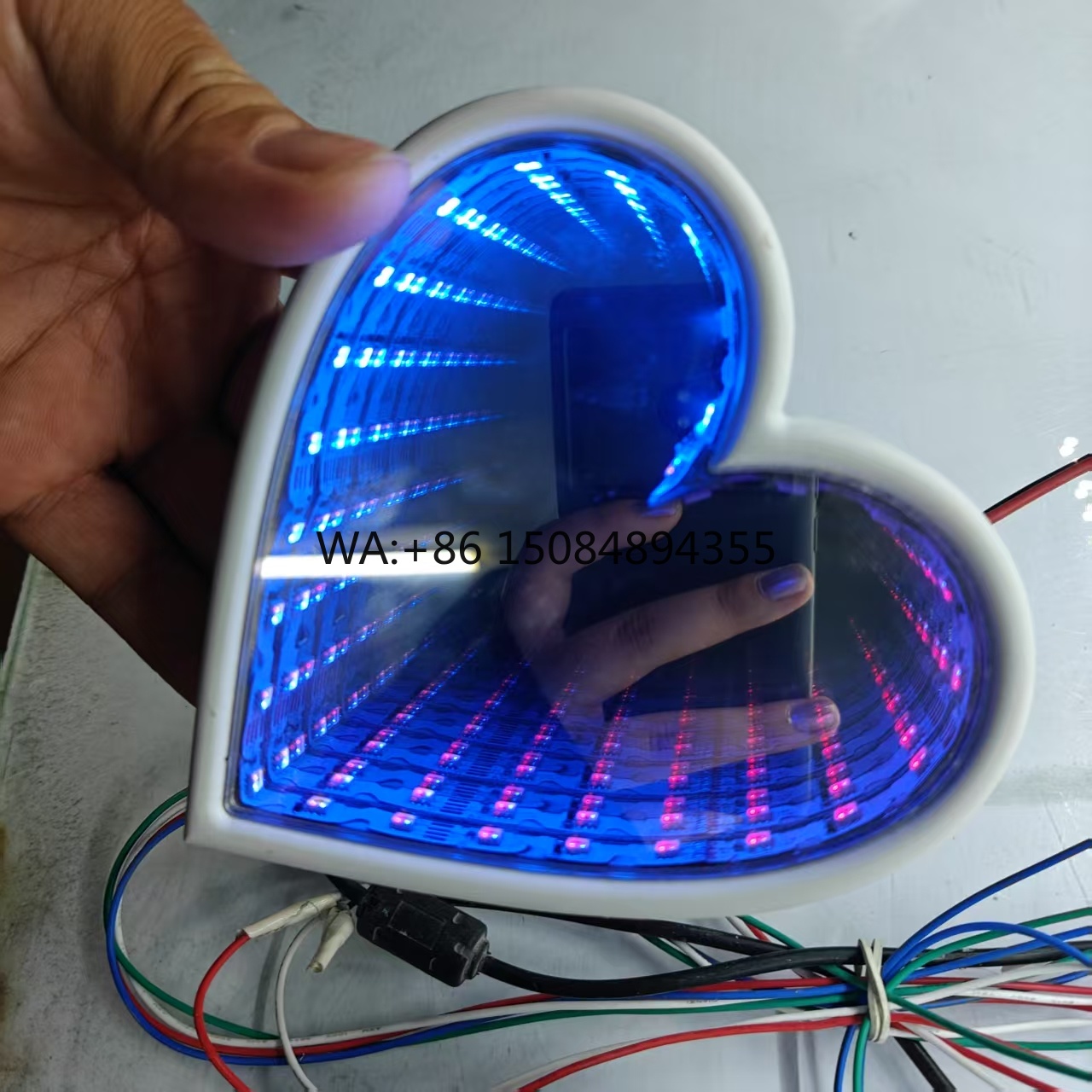 3D-зеркало с многоцветной RGB- – обзор и цена Decorative Mirror