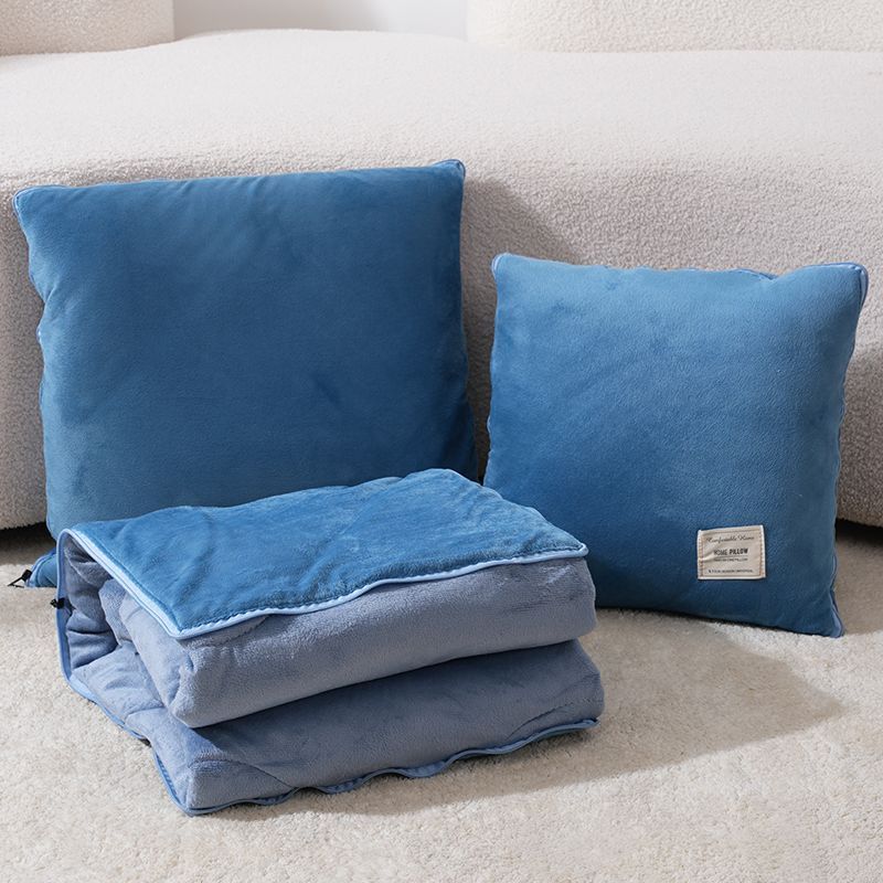 Мягкая плюшевая подушка-плед 2 – обзор и цена Throw Pillow